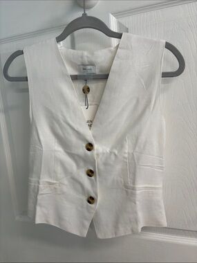 Love Tree White Linen Blend Top
